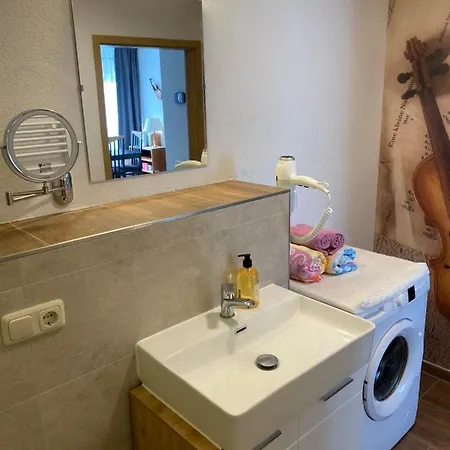 Roland Ranft Direkt Am Kurpark Barrierearm 60qm Apartamento Bad Elster