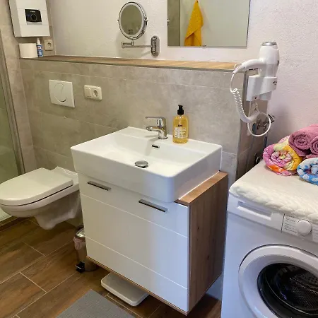 Roland Ranft Direkt Am Kurpark Barrierearm 60qm * באד אלסטר