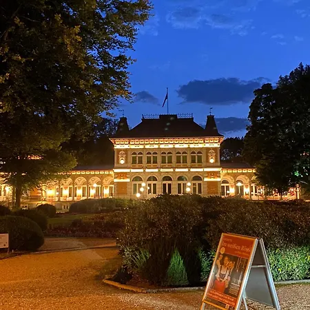 Roland Ranft Direkt Am Kurpark Barrierearm 60qm * Bad Elster