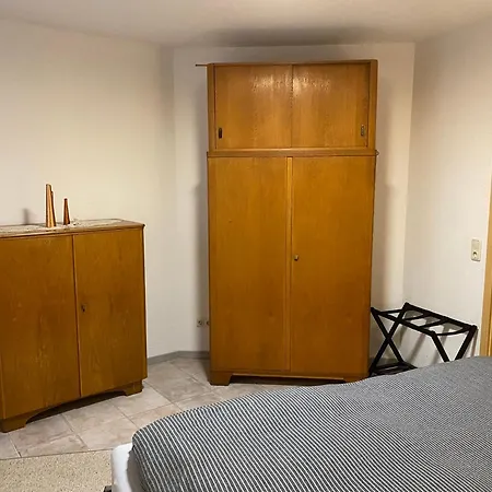 Roland Ranft Direkt Am Kurpark Barrierearm 60qm Bad Elster