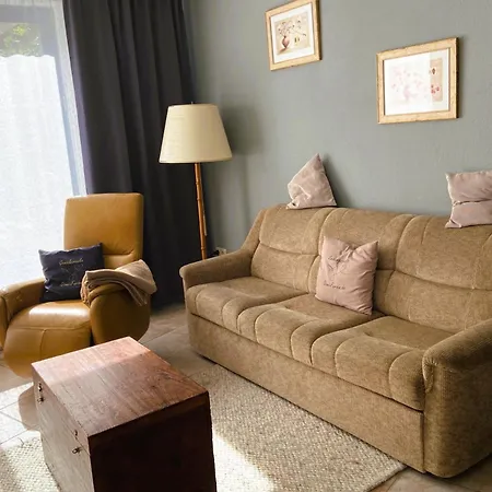 Roland Ranft Direkt Am Kurpark Barrierearm 60qm Bad Elster